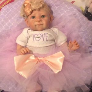 RARE HOBBIT REBORN S.O.L.E CHOBBY Paris Alley